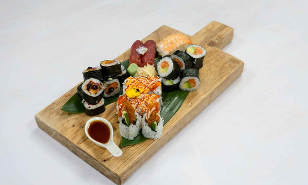 Sushi Selection for Two (28 Pieces)