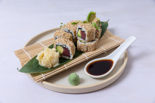 Tuna & Avocado Ura Maki