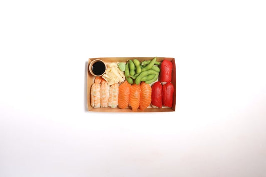 Part of our Little Fish Lite range. Perfect for a quick bite! Contains: Ebi Nigiri, Salmon Nigiri,  Piquillo Pepper Nigiri (3 pieces of each) and edamame.