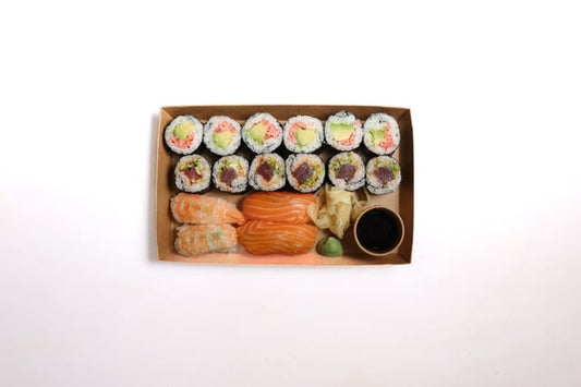 Part of our Little Fish Lite range. Perfect for a quick bite! Contains: Avocado & Benishoga Maki (6 pieces), Spicy Tuna Maki (6 pieces), Ebi Nigiri (2 pieces) and Salmon Nigiri (2 pieces).