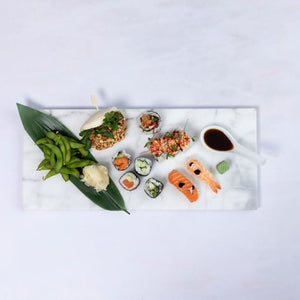 Ideal for a quick lunch or dinner. Contains Dynamite Roll (4 pieces), Salmon and Avocado Maki (2 pieces), Cucumber Maki (2 pieces), Ebi Nigiri &; Salmon Nigiri (1 piece each), Pulled Pork Bao Bun (1 piece) and Edamame.