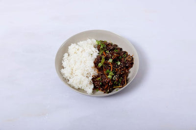 Wok fried flank steak, shaoxing wine, garlic, ginger and chilli. Served with steamed jasmine rice. 1 serving.