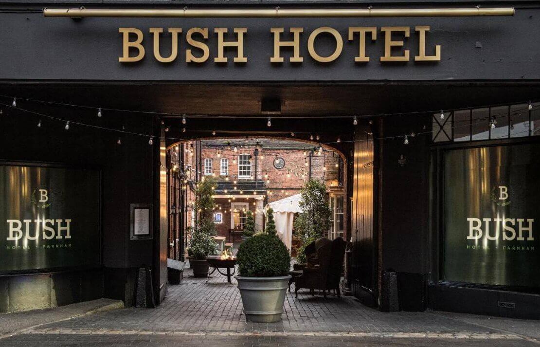 Bush Hotel, Farnham